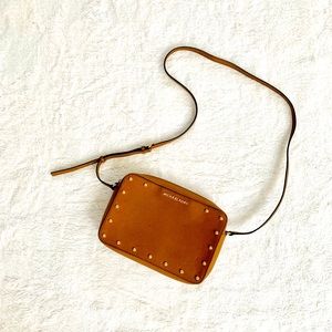 SOLD!! Michael Kors crossbody purse